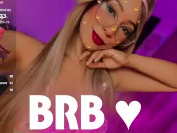 AnnieBlu3, live webcam girl, age 25, from CO, streaming now, latina, slut