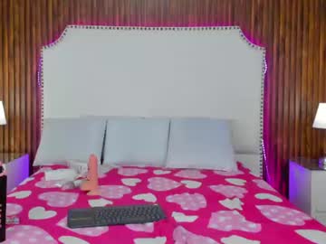 Andrea 🙈, live webcam girl, age 18, from CO, streaming now, 18, ebony