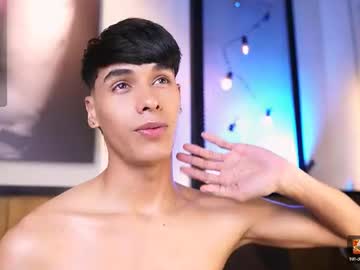 AndreWortix, live webcam girl, age 20, from CO, streaming now, lovense, anal