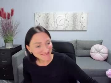 Angela, live webcam girl, age 36, streaming now, new, natural