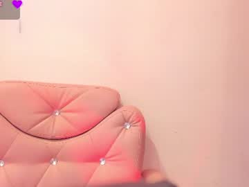 Angel, live webcam girl, from CO, streaming now, feet, young