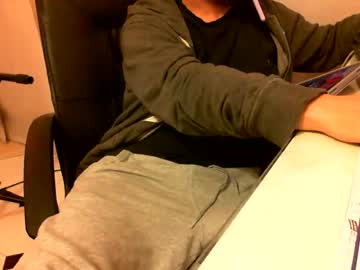 Apep90, live webcam girl, age 35, from IT, streaming now