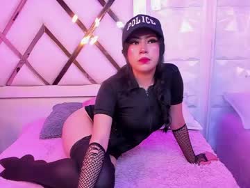 Emily, live webcam girl, age 18, from CO, streaming now, latina, bigboobs