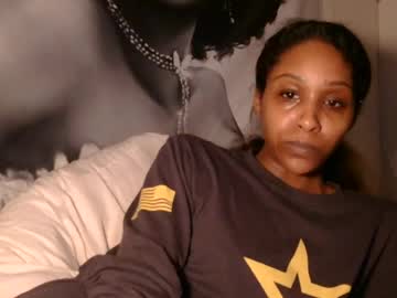 AtirahCali, live webcam girl, from US, streaming now, milf, mommy