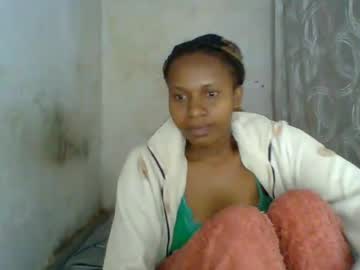 aurelia107, live webcam girl, from MG, streaming now