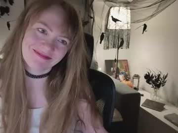 Elena, live webcam girl, streaming now, cute, nonude