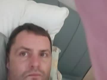 Just an average DILF, live webcam girl, from NZ, streaming now
