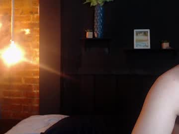 AMBER, live webcam girl, age 22, from CO, streaming now, c2c, bigcock