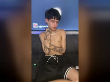 aztecroz, live webcam girl, age 19, from CO, streaming now, skinny, bigcock