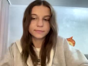 Niki, live webcam girl, age 18, from MD, streaming now, anal, 18