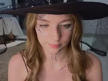 Kate next stream  29.10❤, live webcam girl, age 18, streaming now, skinny, shy