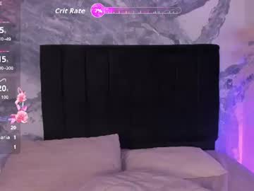 Bella, live webcam girl, age 19, from CO, streaming now, latina, skinny
