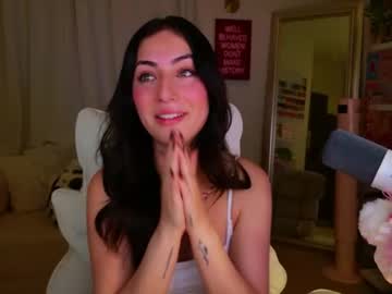 bella beau, live webcam girl, age 24, from US, streaming now, teen, tiny