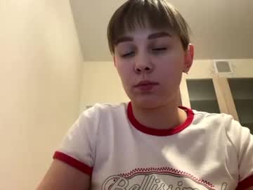 Sofa, live webcam girl, age 18, streaming now, shy, petite