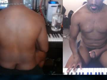 BicepFetish, live webcam girl, age 40, from US, black, thighs