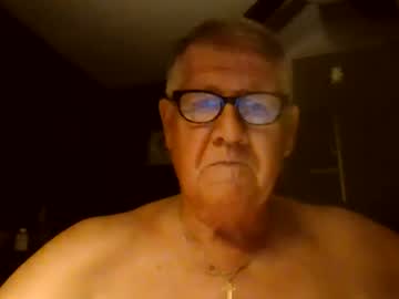 bigbeerdrinker, live webcam girl, age 75, from US, streaming now