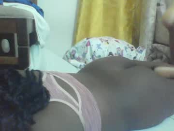 SHANIZ, live webcam girl, age 21, from KE, streaming now, new, ebony