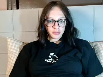 𝒚𝒐𝒖𝒓 𝑰𝒗𝒚💝..., live webcam girl, age 22, streaming now, bigboobs, naturale