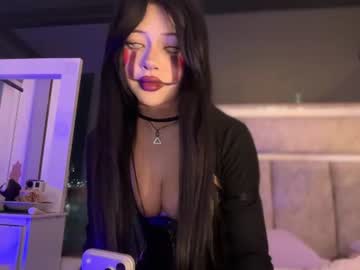 Sofia, live webcam girl, age 19, from CO, streaming now, dance, dirtytalk