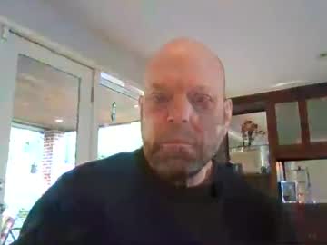 bulldog302w, live webcam girl, age 99, from US, streaming now, sub, obedient