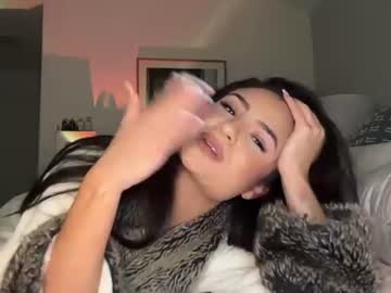 camila, live webcam girl, age 23, from US, latina, bigboobs