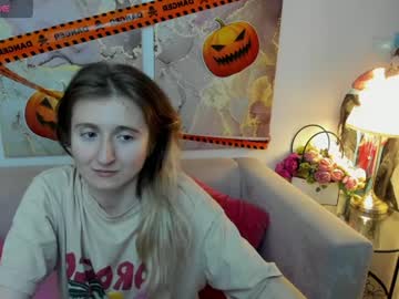 camilladreamers, live webcam girl, streaming now, bigtits, blonde