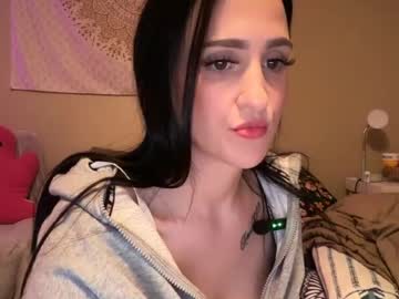 Camille, live webcam girl, age 31, from US, streaming now, pawg, ass