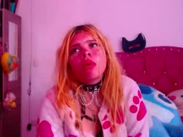 Candy Kane, live webcam girl, age 20, from CO, streaming now, latina, atm