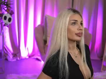 CanndyIvy, live webcam girl, age 23, from RO, streaming now, teen, blonde