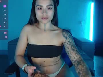 walker, live webcam girl, age 26, from CO, streaming now, ass, fitness