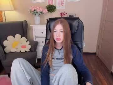 cassie0301, live webcam girl, age 18, streaming now, new, shy