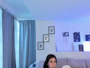 Cassie💋, live webcam girl, from CO, streaming now, latina, squirt