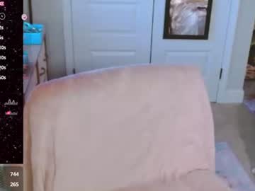 Cate, live webcam girl, age 32, from US, streaming now, bbw, bigass