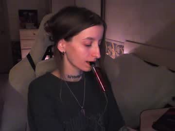 Cath, live webcam girl, age 24, nonude, shy