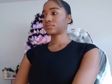 Celine Costas, live webcam girl, from US, streaming now, ebony, latina