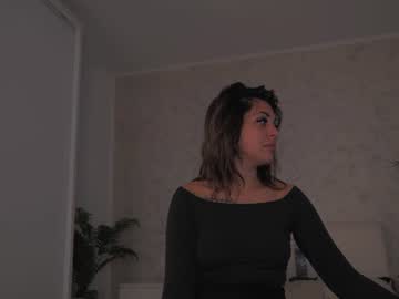 Celine, live webcam girl, age 18, streaming now, lovense, brunette
