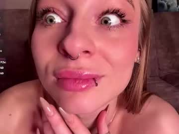 Amilia, live webcam girl, age 23, streaming now, skinny, lovense