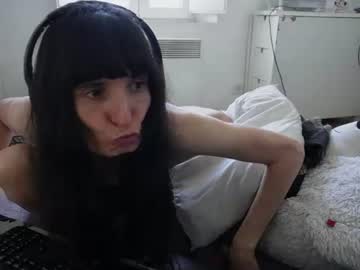 CeriseLapine, live webcam girl, age 34, from FR, streaming now