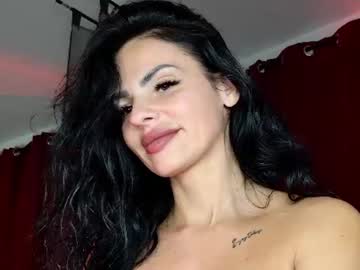 ELLA, live webcam girl, age 30, streaming now, squirt, lovense