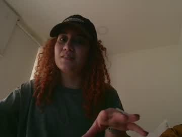 Char <3, live webcam girl, age 23, from CO, streaming now, daddysgirl, petite