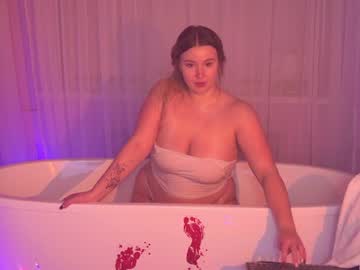 charlotteatwood, live webcam girl, streaming now, lovense, halloween