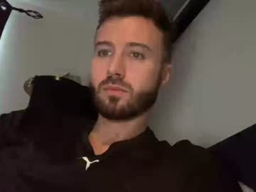 charlieXchlo, live webcam girl, age 26, from GB, streaming now