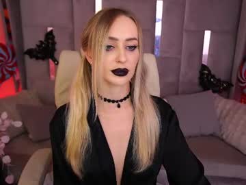 Anna, live webcam girl, age 30, from UA, streaming now, blonde, hot