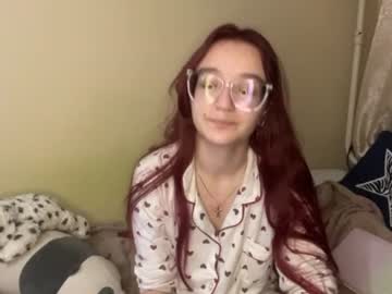Lina, live webcam girl, age 18, streaming now, 18, shy
