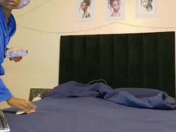 Chloe Chrome, live webcam girl, age 30, from ZA, streaming now