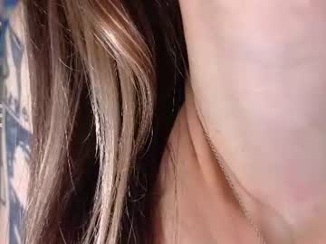 christy_memeow, live webcam girl, age 18, streaming now, 18, bigass