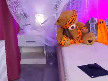 Christi💖😘, live webcam girl, age 18, streaming now, halloween, young