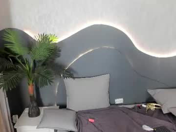 Cloe❤️, live webcam girl, age 18, from CO, streaming now, petite, smalltits