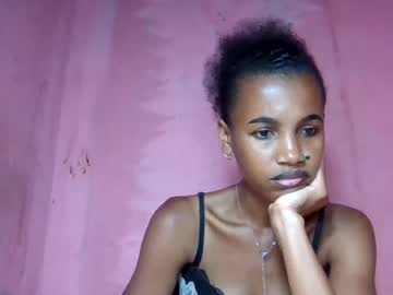 claudianne, live webcam girl, age 32, from MG, streaming now, dance, dirtytalk