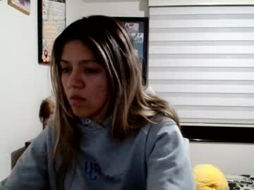 clair, live webcam girl, age 19, from CO, streaming now, dirtytalk, kinky